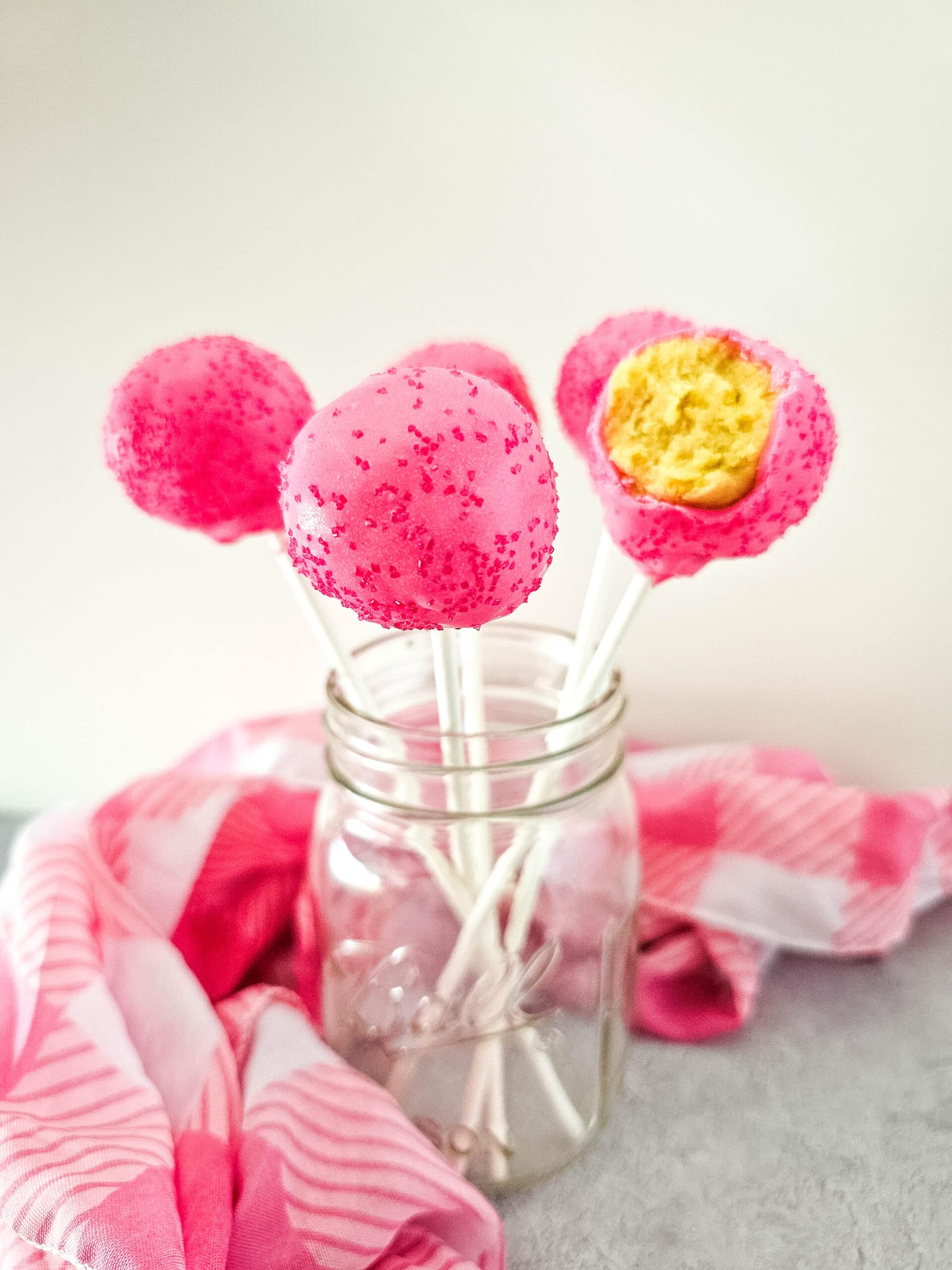 DIY Pink Cake Pops