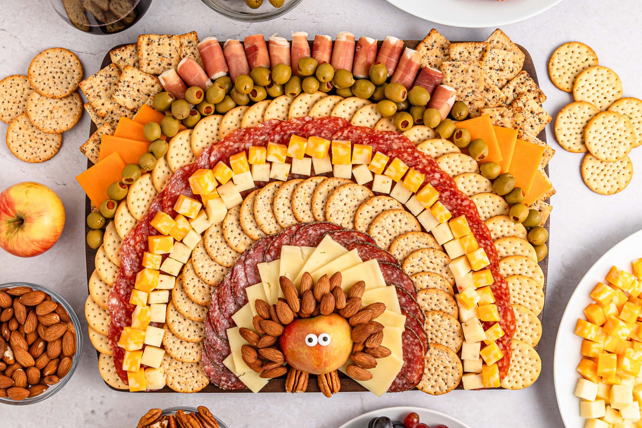 10-Minute Festive Turkey Snack Board