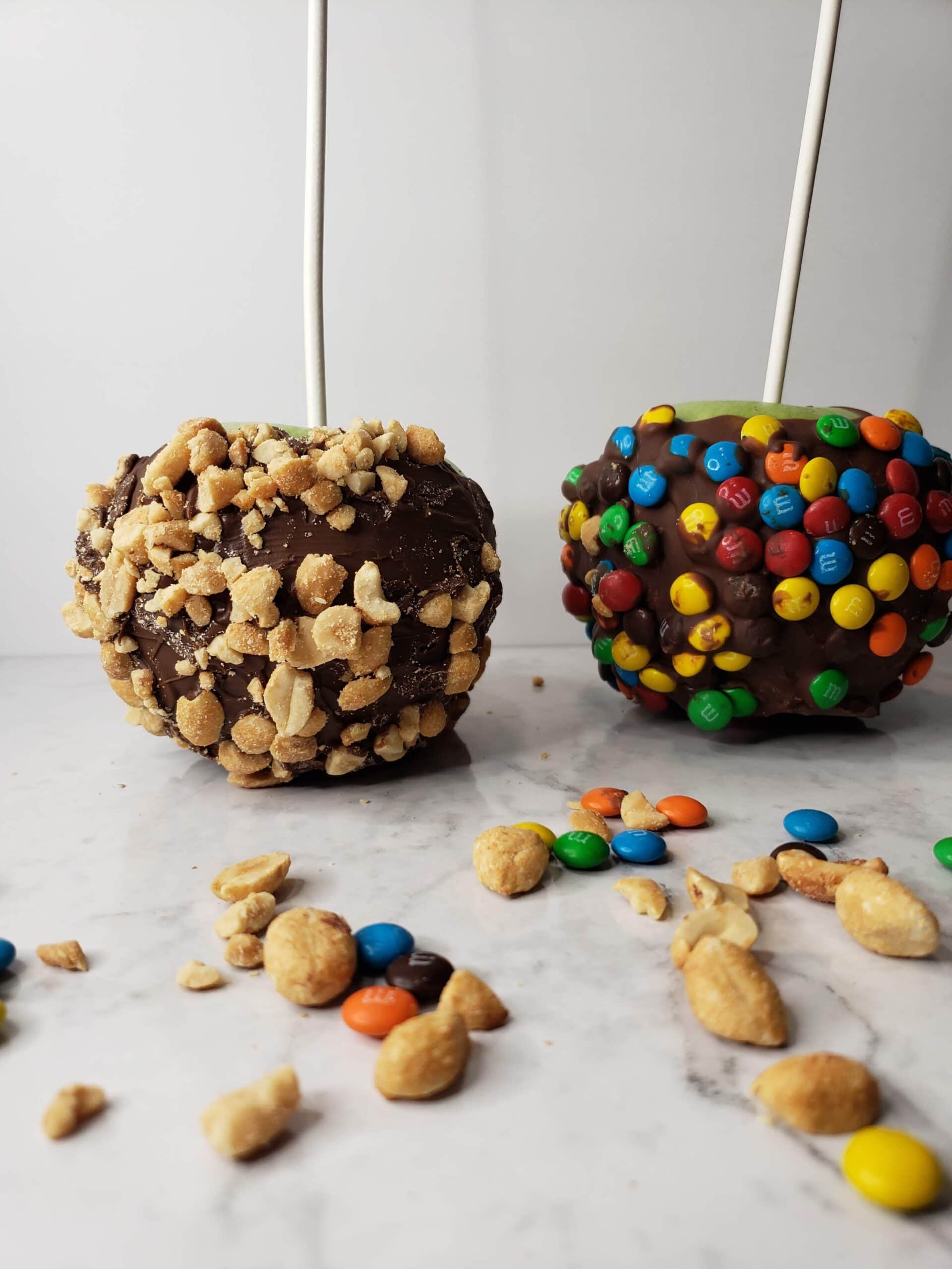 Sweet and Crunchy Chocolate Dipped Apples for All Ages