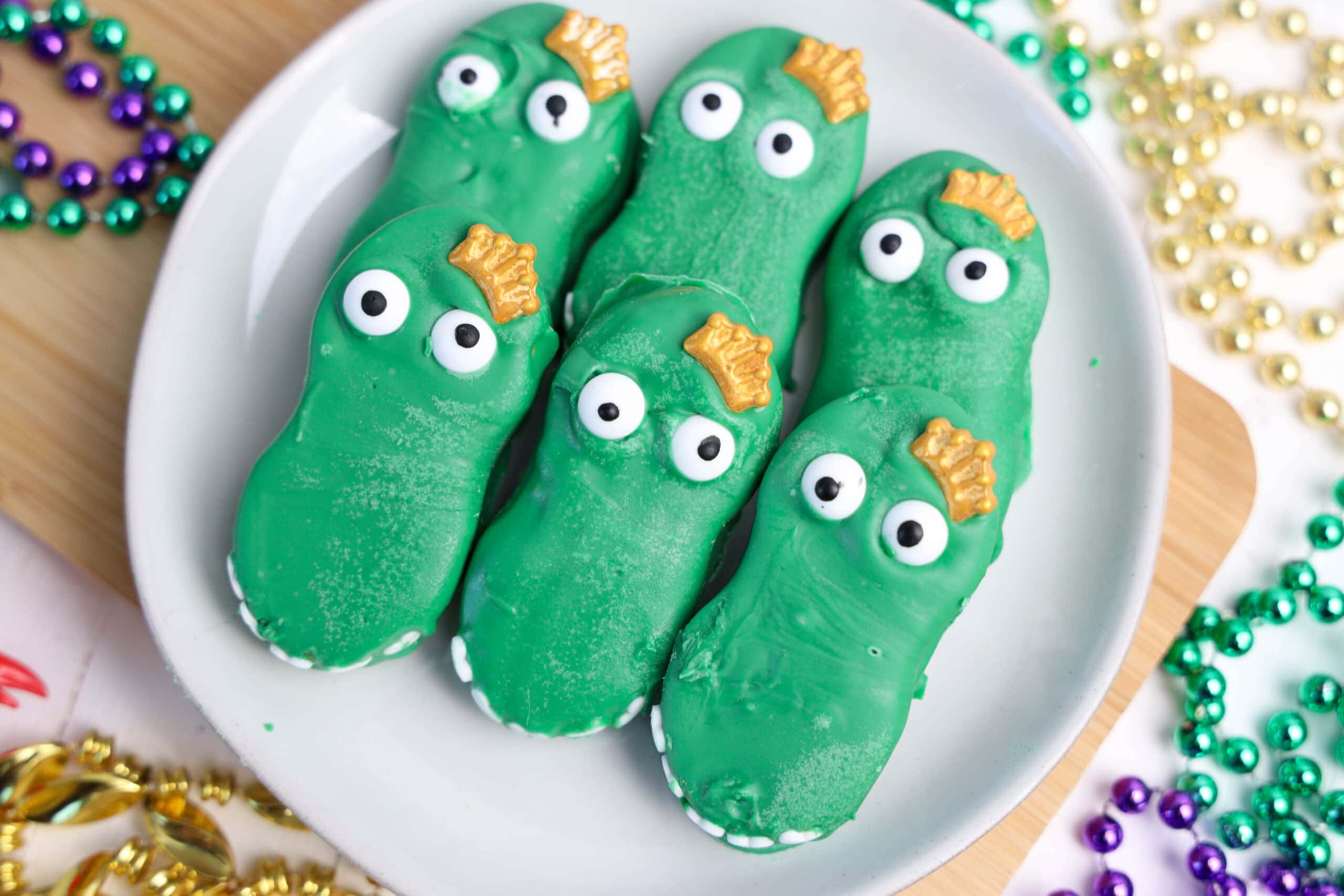 Easy-to-Make Mardi Gras Alligators