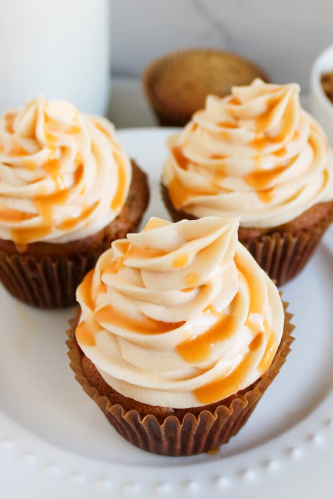 fall treats - apple spice cupcakes