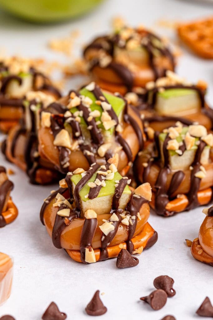 fall treats - caramel apple pretzel bites