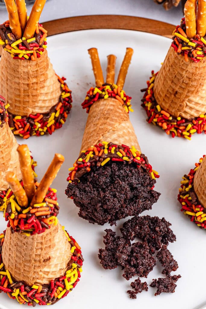 thanksgiving themed treats - sugar cone teepees