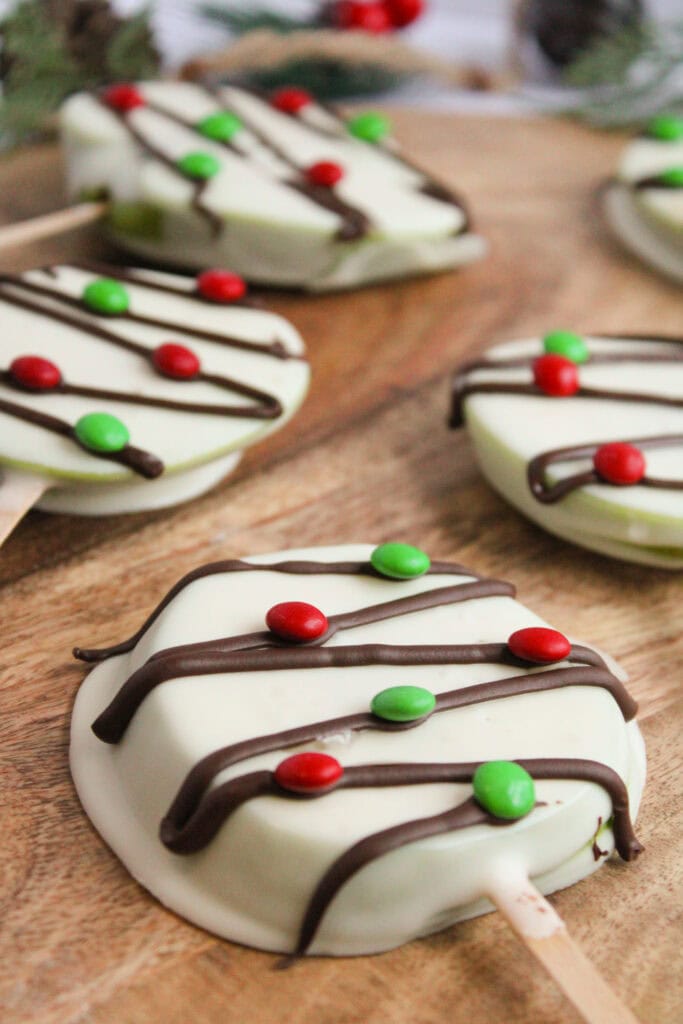 christmas light apple slices