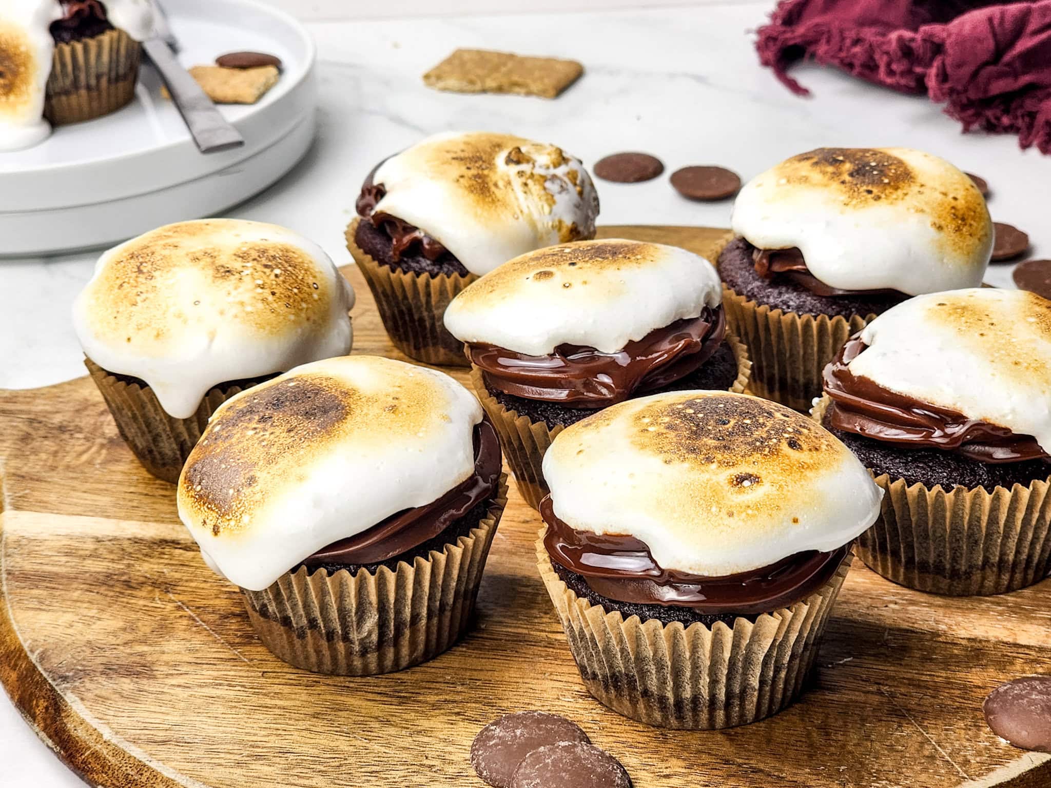 Toasted Marshmallow S’mores Cupcakes: The Perfect Dessert!