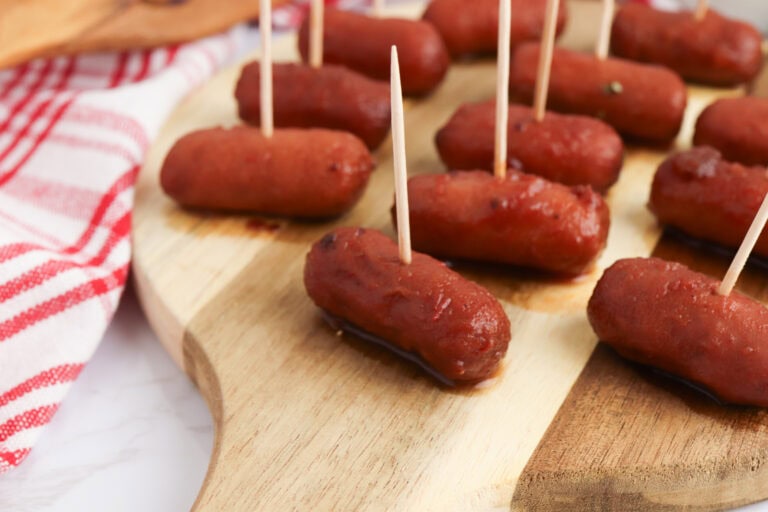 Cranberry Cocktail Sausages: The Easiest Party Appetizer You’ll Ever Make!