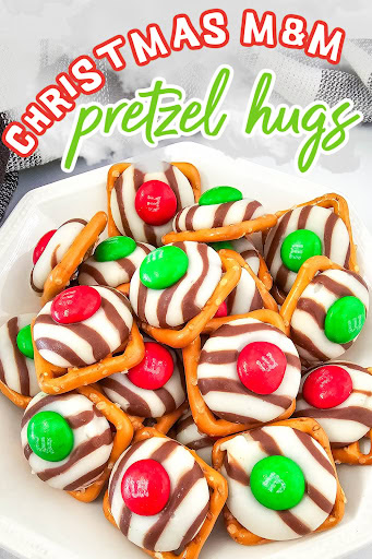 Christmas M&M Pretzel Hugs