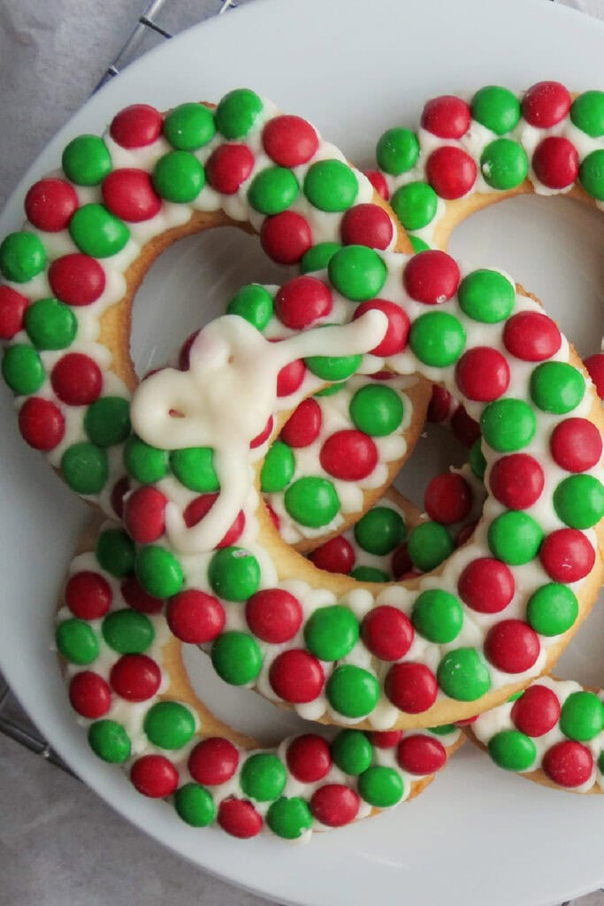 christmas wreath sugar cookies - Christmas treats for gifts