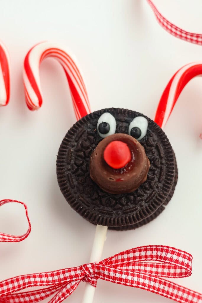 reindeer oreo pops - Kids Christmas Treats