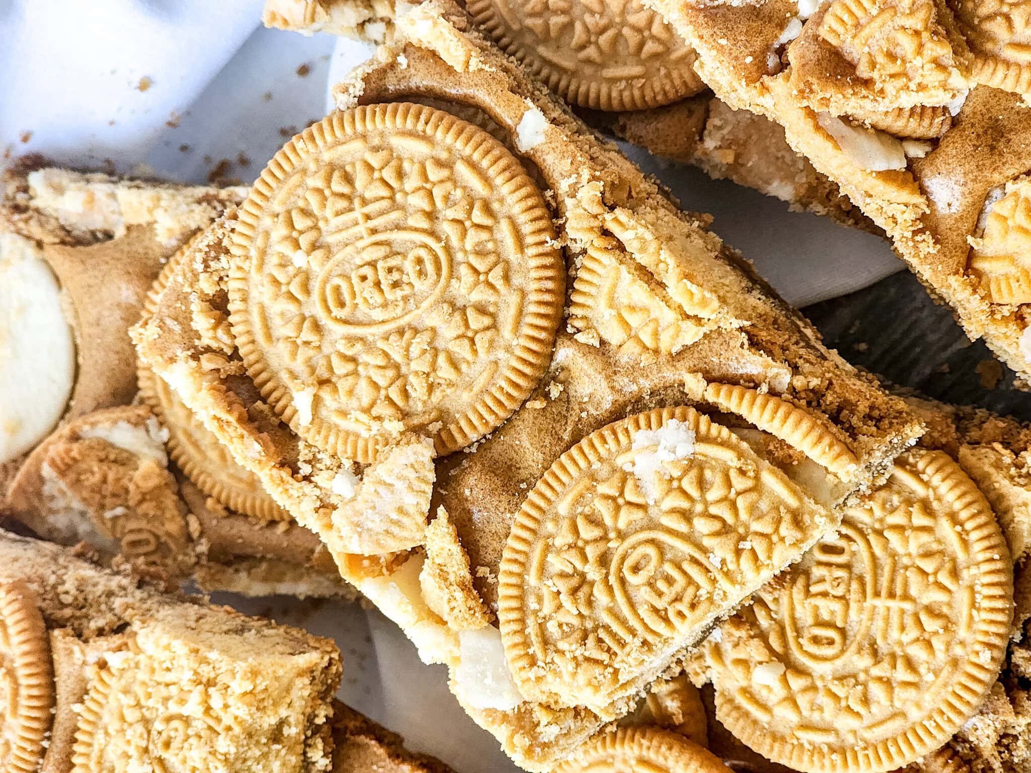 Chewy, White Chocolate-Laden Golden Oreo Blondies Recipe