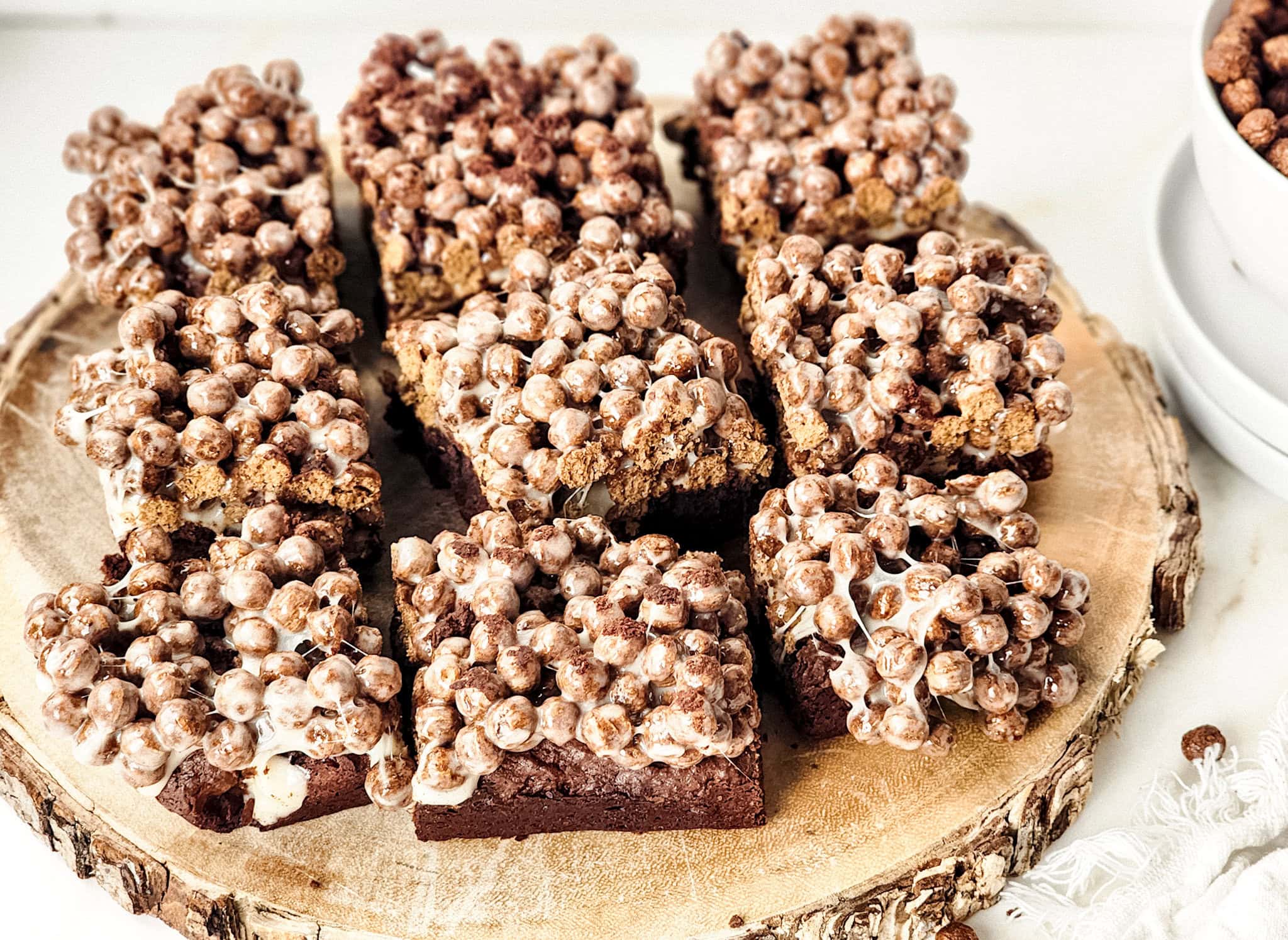 Marshmallow Cocoa Puff Brownies: The Perfect Combination of Fudge and Crunch