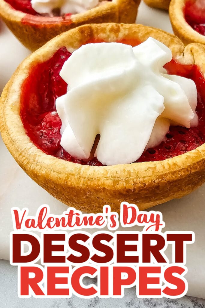 valentine's dessert - Mini Strawberry Pies