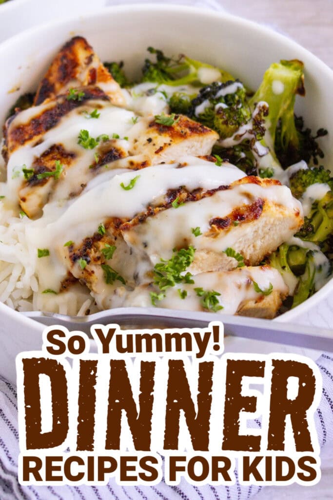 dinner recipes for kids - Chicken and Broccoli Bowls with Creamy Garlic Sauce copy
