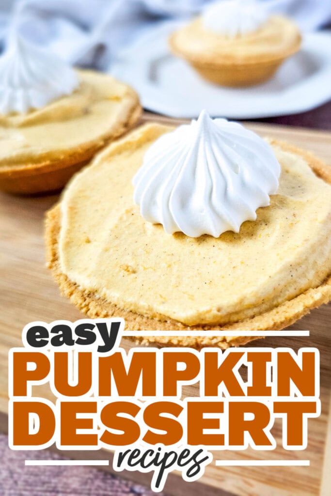 Pumpkin Dessert Recipes-Mini Pumpkin Marshmallow Pies