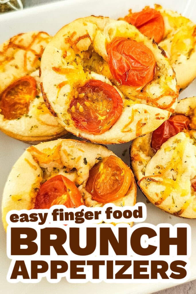 brunch appetizers - Cheesy Tomato Focaccia Rolls copy