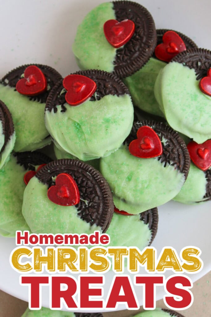 Festive Christmas Treats-The Grinch Oreos