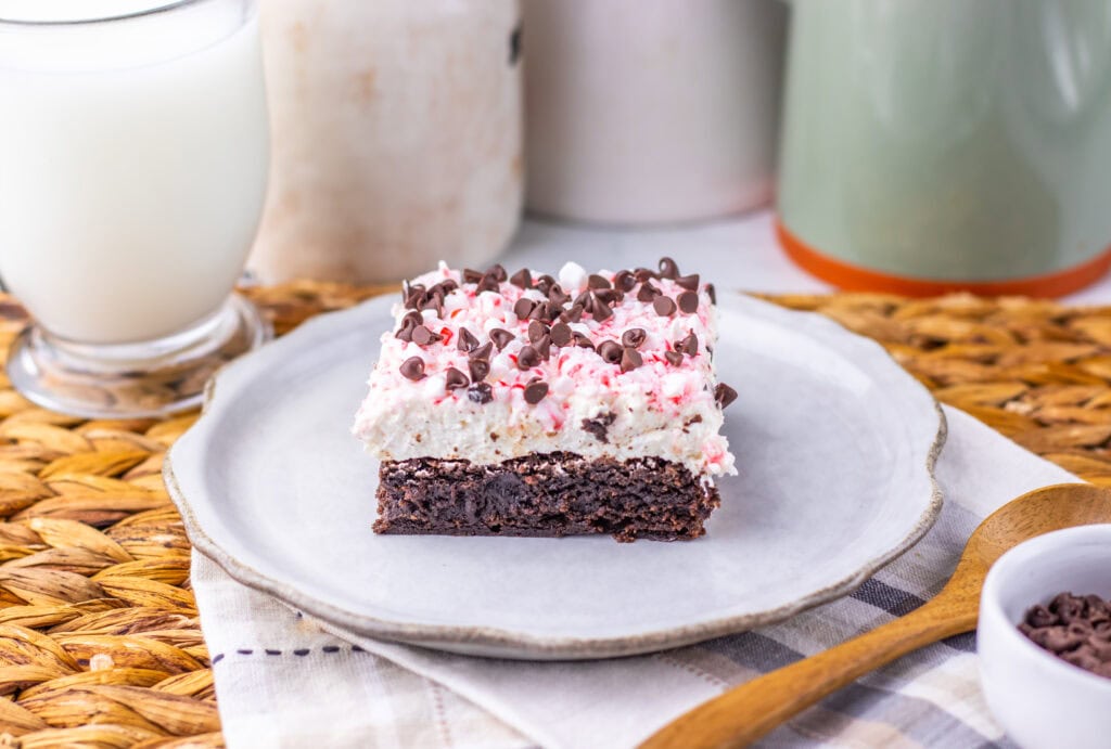 Peppermint Brownie Cheesecake Bars