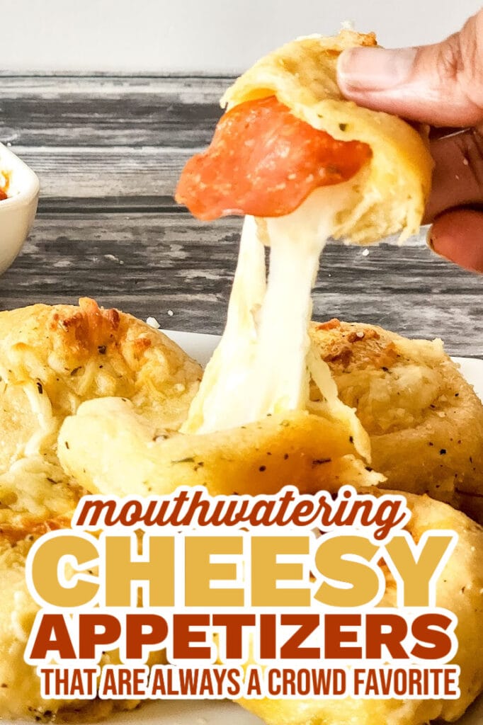 cheesy appetizers - Cheesy Pepperoni Pizza Biscuits