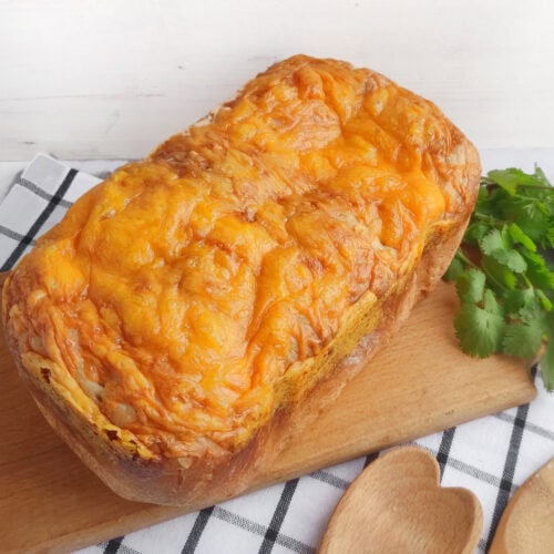 No-Knead Cheese Bread