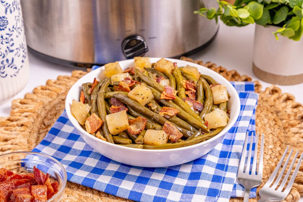 Slow Cooker Southern Green Beans 