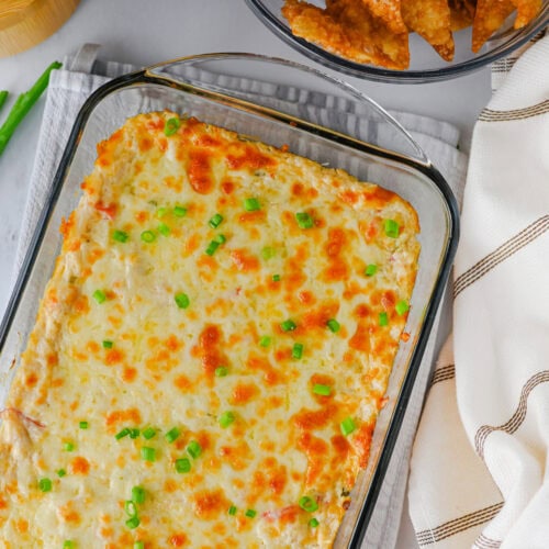 Creamy Crab Rangoon Dip with Crispy Wonton Chips