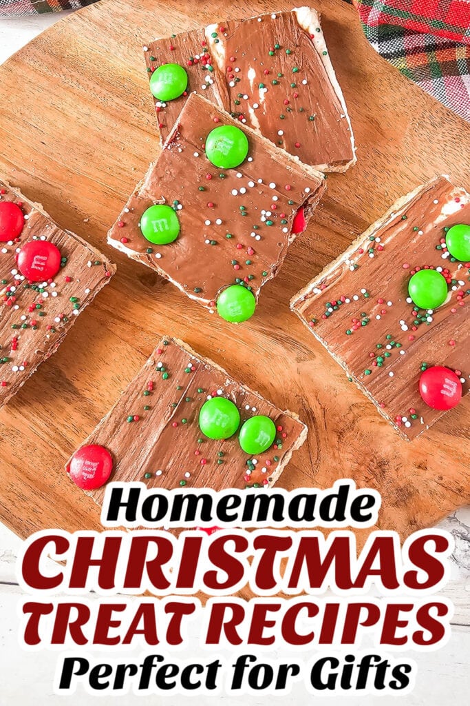 Christmas S'mores Graham Cracker Bark