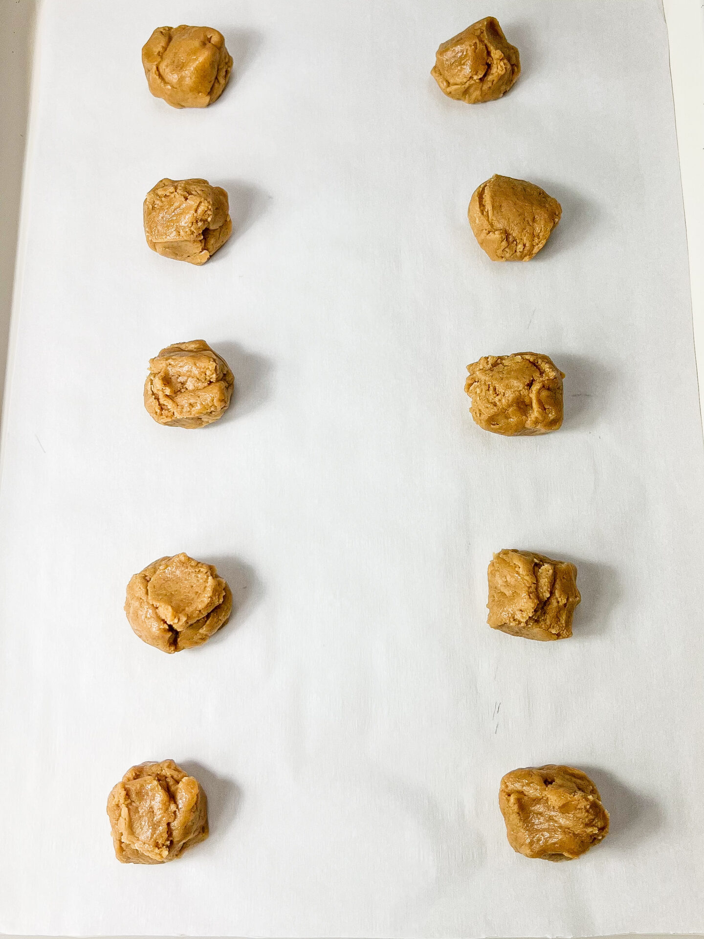 Melted Snowman Peanut Butter Cookies Process Photo