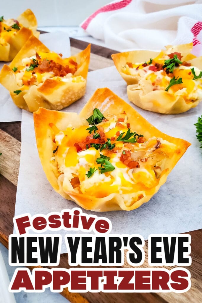 New Years Appetizers- Cheesy Ranch Chicken Wonton Cups