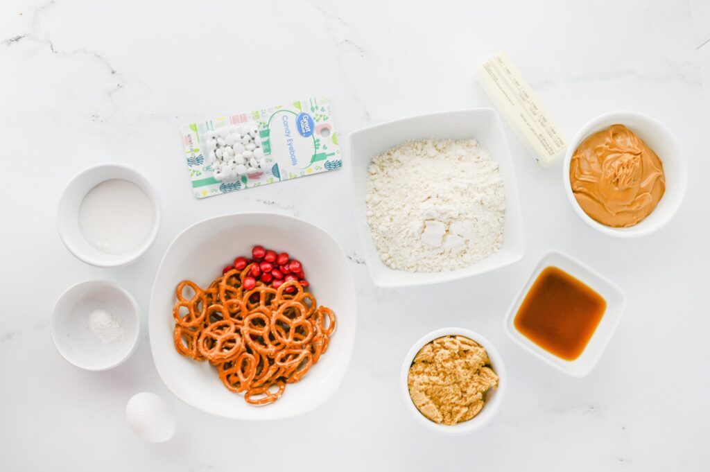 Peanut Butter Reindeer Cookies
Process Ingredients