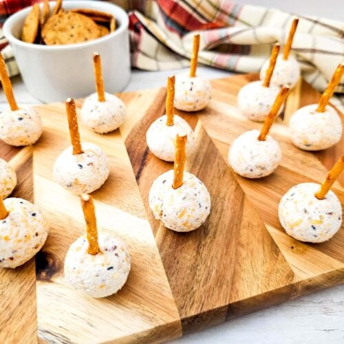 Cheeseball Bites