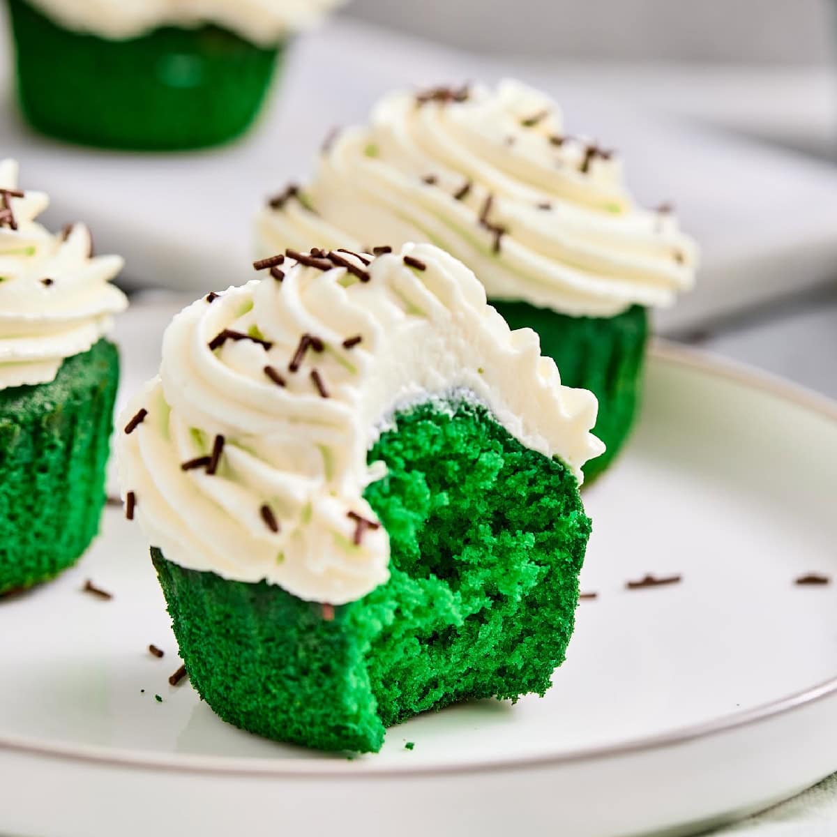 St. Patrick’s Day Green Matcha Cupcakes featured image copy